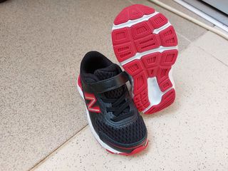 New Balance  19 размер ( стелька 11 см ) foto 2