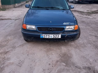 Opel Astra foto 3