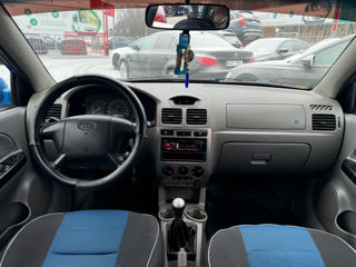 KIA Rio foto 10