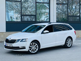 Skoda Octavia foto 2