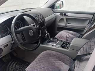 Volkswagen Touareg foto 5