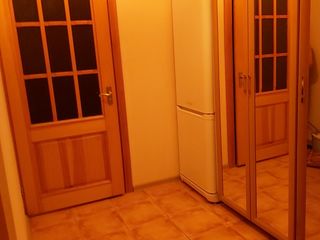 Apartament cu 2 camere, 48 m², Botanica, Chișinău foto 3