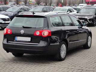 Volkswagen Passat foto 3