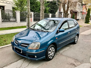 Nissan Almera Tino