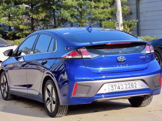 Hyundai IONIQ фото 1