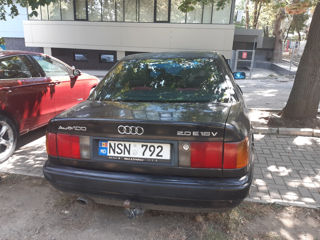 Audi 100 foto 1