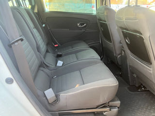 Renault Grand Scenic foto 17