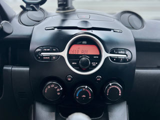 Mazda 2 foto 9