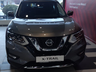 Nissan X-Trail foto 2