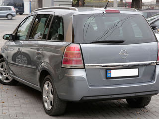 Opel Zafira foto 4