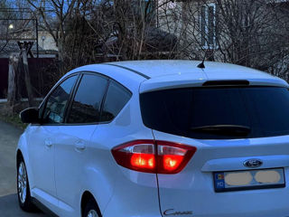 Ford C-Max foto 1