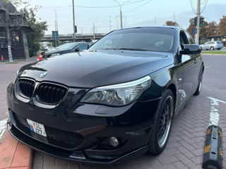 BMW 5 Series foto 5