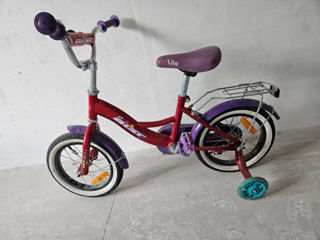 Bicicleta pentru fetite 3-5 ani Pastrata! foto 1