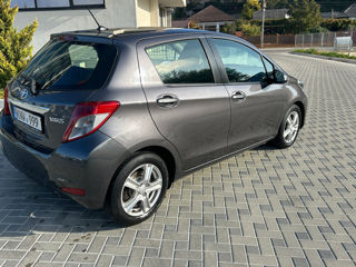 Toyota Yaris foto 4