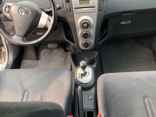 Toyota Yaris foto 5