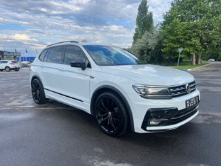 Volkswagen Tiguan foto 2