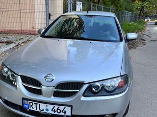 Nissan Almera foto 5