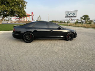 Audi A8 foto 7