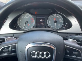 Audi S4 foto 13