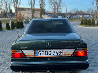 Mercedes E-Class foto 6