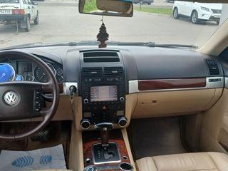 Volkswagen Touareg foto 6