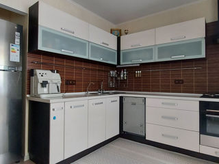 3-х комнатная квартира, 110 м², Ботаника, Кишинёв фото 7