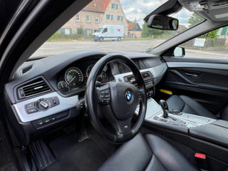 BMW 5 Series Touring foto 19