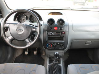 Daewoo Kalos foto 4