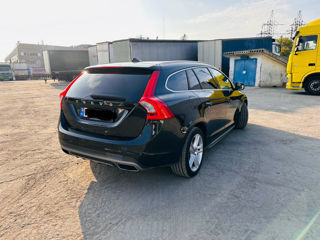 Volvo V60 foto 3