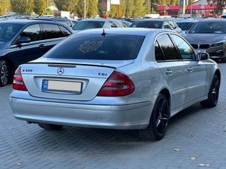 Mercedes E-Class foto 3