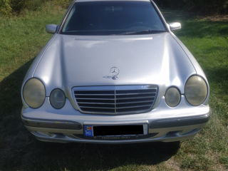 Mercedes E-Class