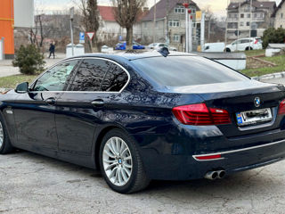 BMW 5 Series foto 4