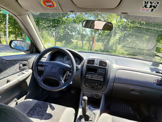 Mazda 323 foto 5