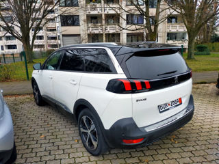 Peugeot 5008 foto 3