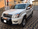 Toyota Land Cruiser Prado foto 1