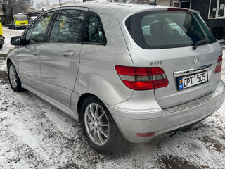 Mercedes B-Class foto 5