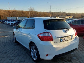 Toyota Auris foto 3