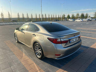 Lexus ES Series foto 2