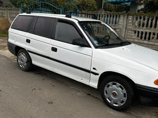 Opel Astra foto 7