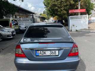 Mercedes E-Class foto 5