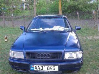 Audi 80 foto 2