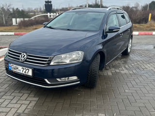 Volkswagen Passat foto 3