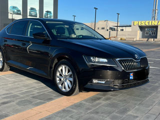 Skoda Superb foto 4