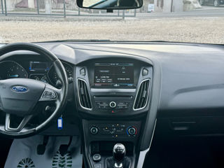 Ford Focus foto 6