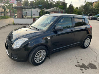 Suzuki Swift фото 7