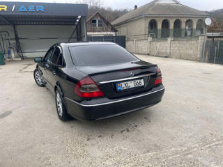 Mercedes E-Class foto 4