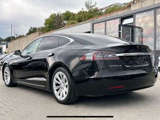 Tesla Model S foto 3