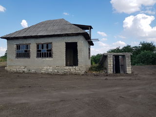 Vînd casa s.Todiresti 21.5ari centru satului la 20km mun.Chisinau foto 3