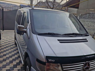 Mercedes Vito foto 2