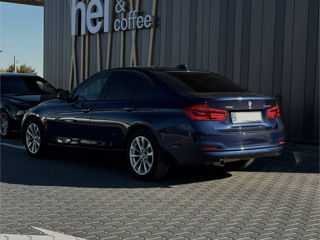 BMW 3 Series foto 2